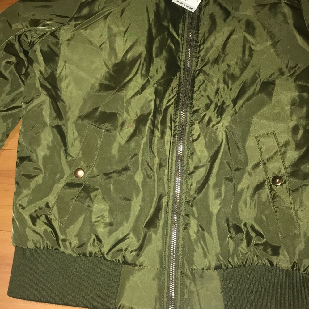 NEW Bomber Jacket - Picture 2 of 5